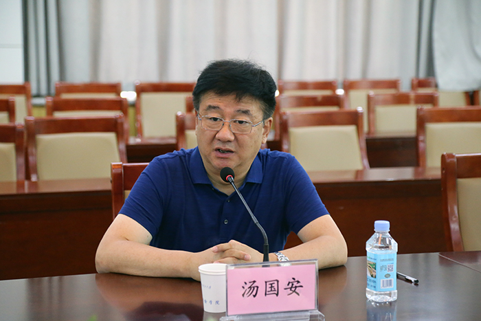 动画疯
党委组织学习研讨习近平总书记“七一”重要讲话精神3.JPG